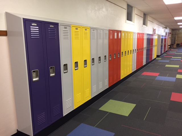 lyon-elementary-school-single-tier-slope-top-lockers-installed